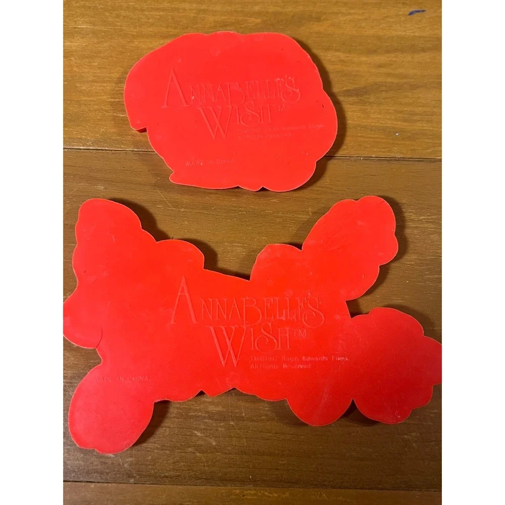 Vintage 1997 Annabelles Wish Christmas Cookie Cutter Set Santa Annabelle Red 2pc